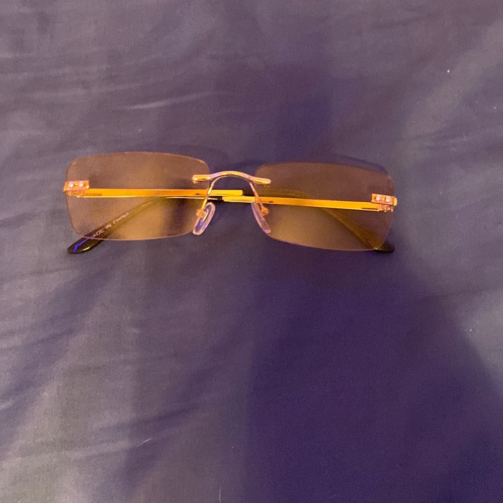 Tinted glasses